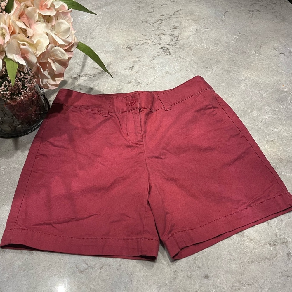 Ann Taylor Loft/ women’s shorts, fuchsia, size 00